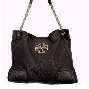 🛑Coming Tory Burch Black Leather Shoulder Bag with Gold Logo / Chain Pre- Owned